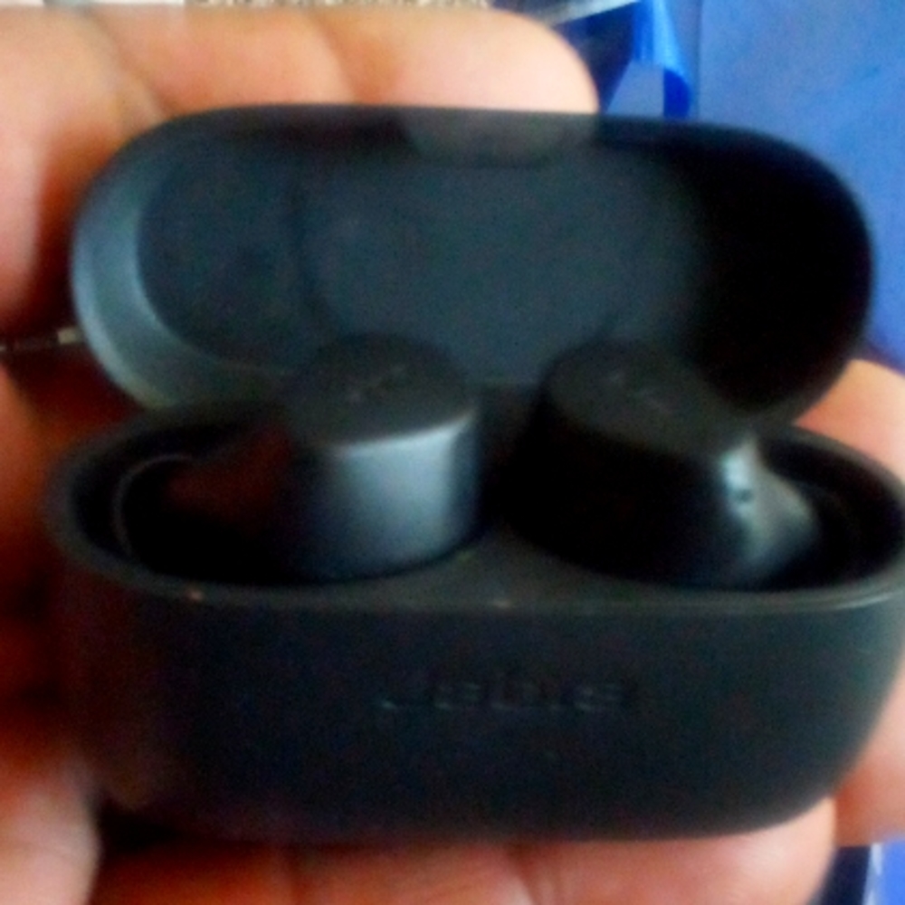 Jabra Bluetooth earbuds